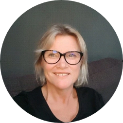 Claudia Bezembinder